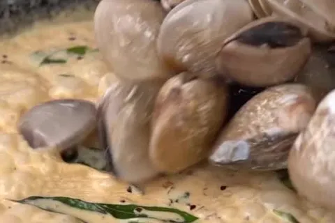 Butter Chili Clam
