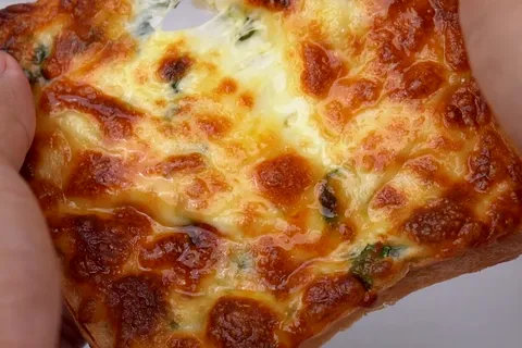 Cheesy Garlic Bread