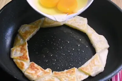 Roti Sarang Telur