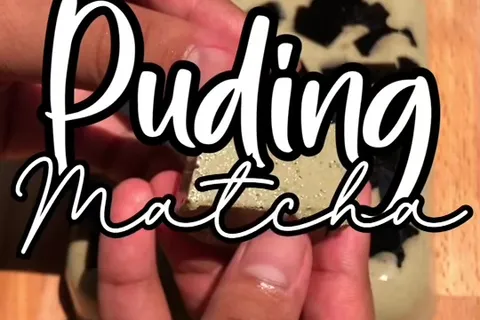Puding Matcha