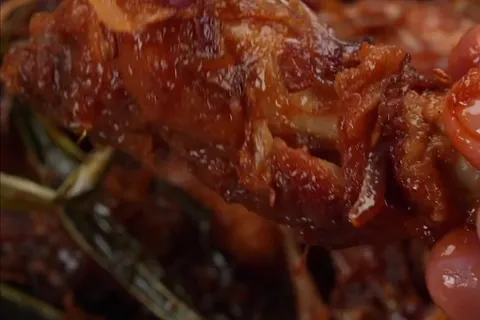 Ayam Masak Bawang ft. Chef Anand – Aromatic & Flavorful