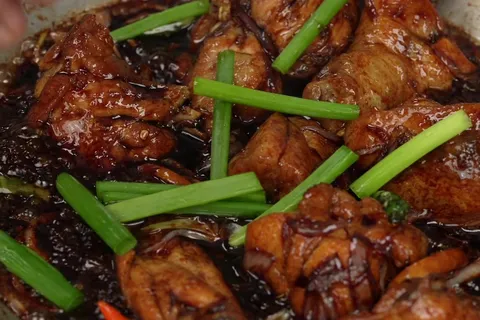 Ayam Masak Kicap dan Telur Dadar