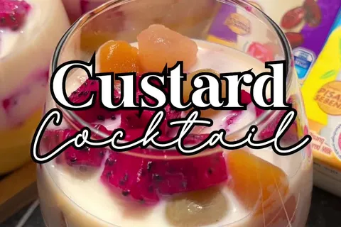 Puding Kustard Koktel Berkuah Pisang
