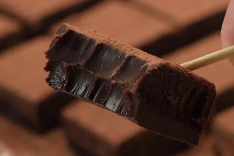 Truffle Coklat Pekat