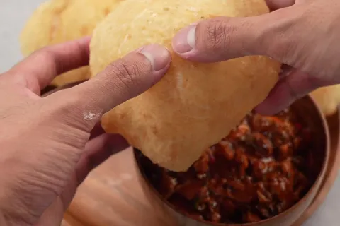Roti Puri dan Sade
