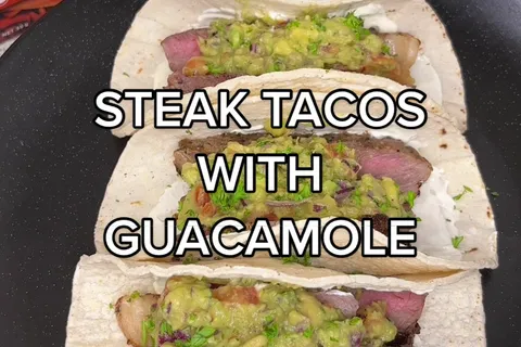 Stik Tako dengan Guacamole