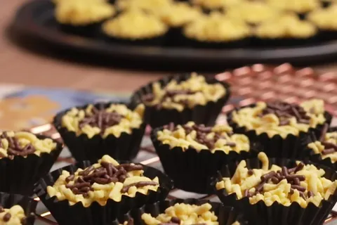 Biskut Sarang Semut