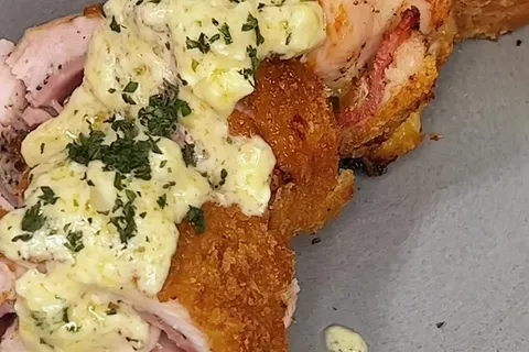 Chicken Golden Blue