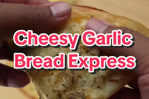 Cheesy Garlic Bread Ekspres
