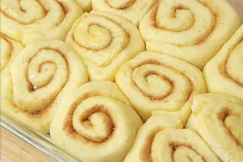 Cinnamon Roll Lotus Biscoff
