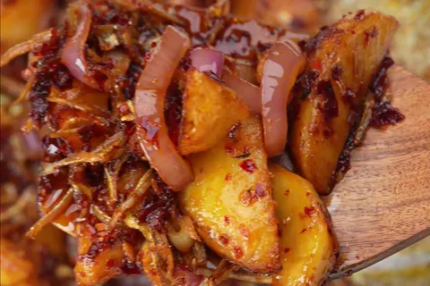 Sambal Kentang Ikan Bilis