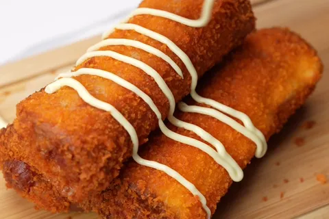 Roti Gulung Sosej