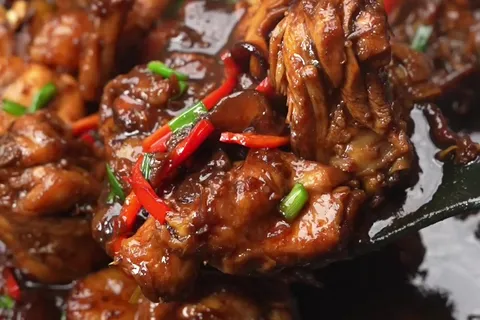 Ayam Pungtik