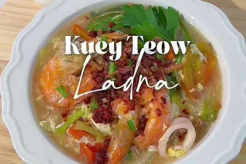 Kue Tiaw Lat Nak