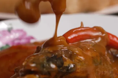 Apam Lenggang dan Kari Makerel