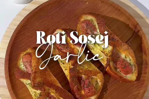 Roti Bakar Sosej
