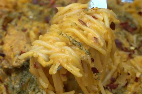 Gigi Hadi Chicken Pasta