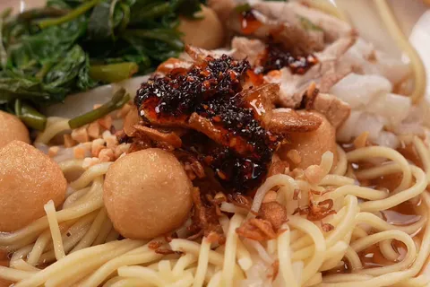 Mie Celup