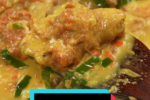 Ayam Goreng Masak Lemak Cili Api