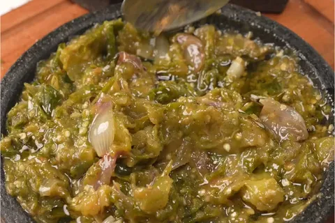 Sambal Hijau dengan Ayam Goreng