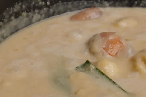 Bubur Durian dan Pulut Kukus