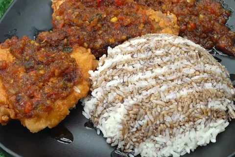 Ayam Goreng Berlada