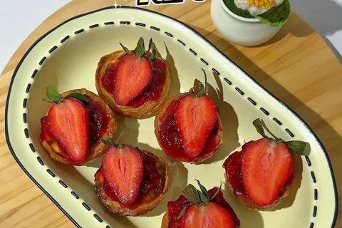 Strawberry Egg Tart