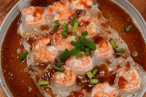 Peppered Shrimp Roller