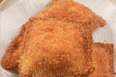 Fried Egg Mayo Toast
