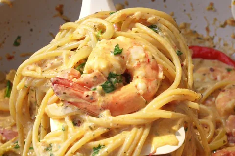 Creamy Tom Yum Pasta