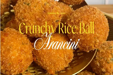 Crunchy Cheesy Rice Ball