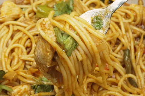 Creamy Tom Yum Kejunara Pasta