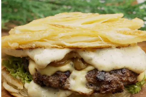 Cheesy Paratha Smash Burger