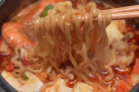 Viral Chili Oil Ramen