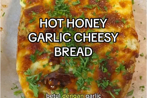 Hot Honey Garlic Cheese Bread