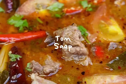 Sup Daging Pedas Tom Sat