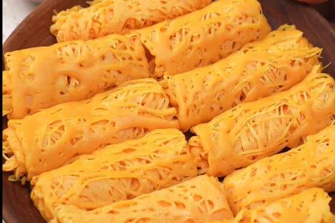 Roti Jala dan Gulai Ayam