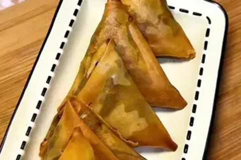 Samosa Daging