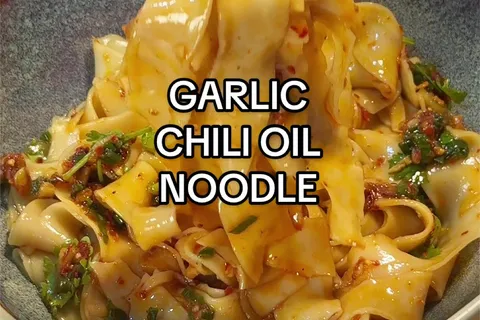 Garlic Chili Oil Noodles