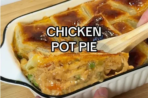 Creamy Chicken Pie