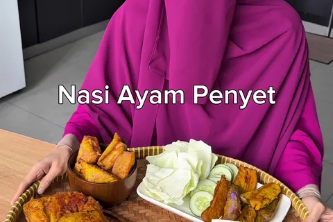 Nasi Ayam Penyet