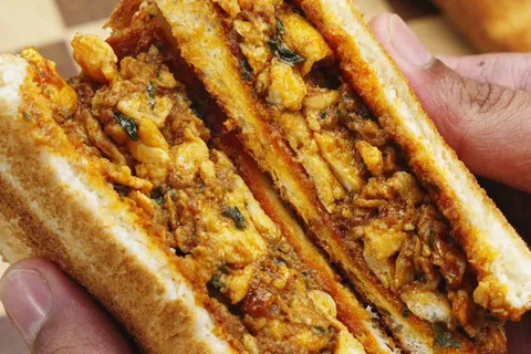 Butter Garlic Egg Sandwich
