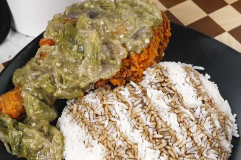 Sambal Hijau & Ayam Crispy