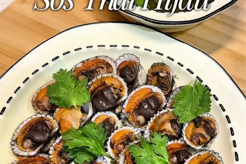 Kerang Rebus dan Sos Air Hijau