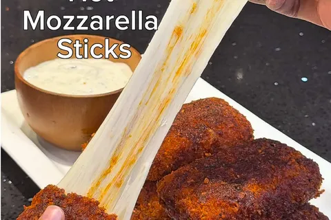 Hot Mozzarella Sticks