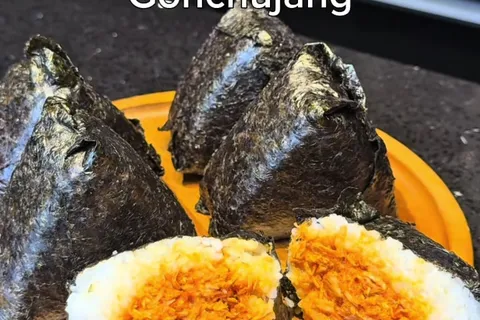 Onigiri Chicken Gochujang