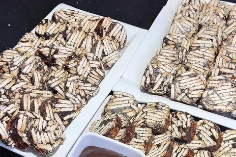 Kek Batik Gulung Crunchy